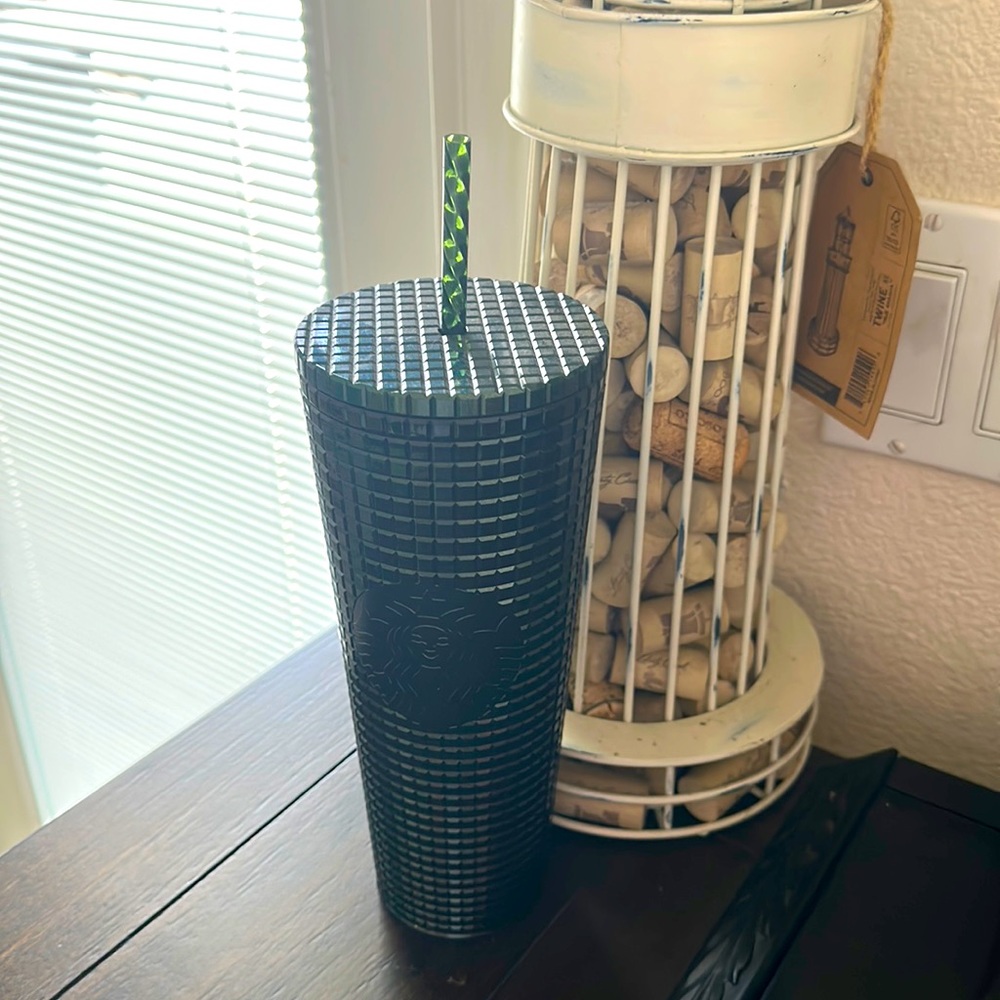 Green Grid Venti Tumbler